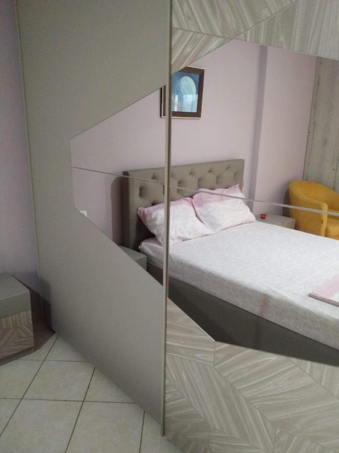 Sarah Appartamento Vlora Kültér fotó